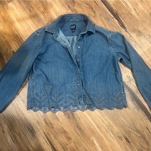 GAP cropped lightweight denim long sleeve button up, xxsm embroidered lace hem